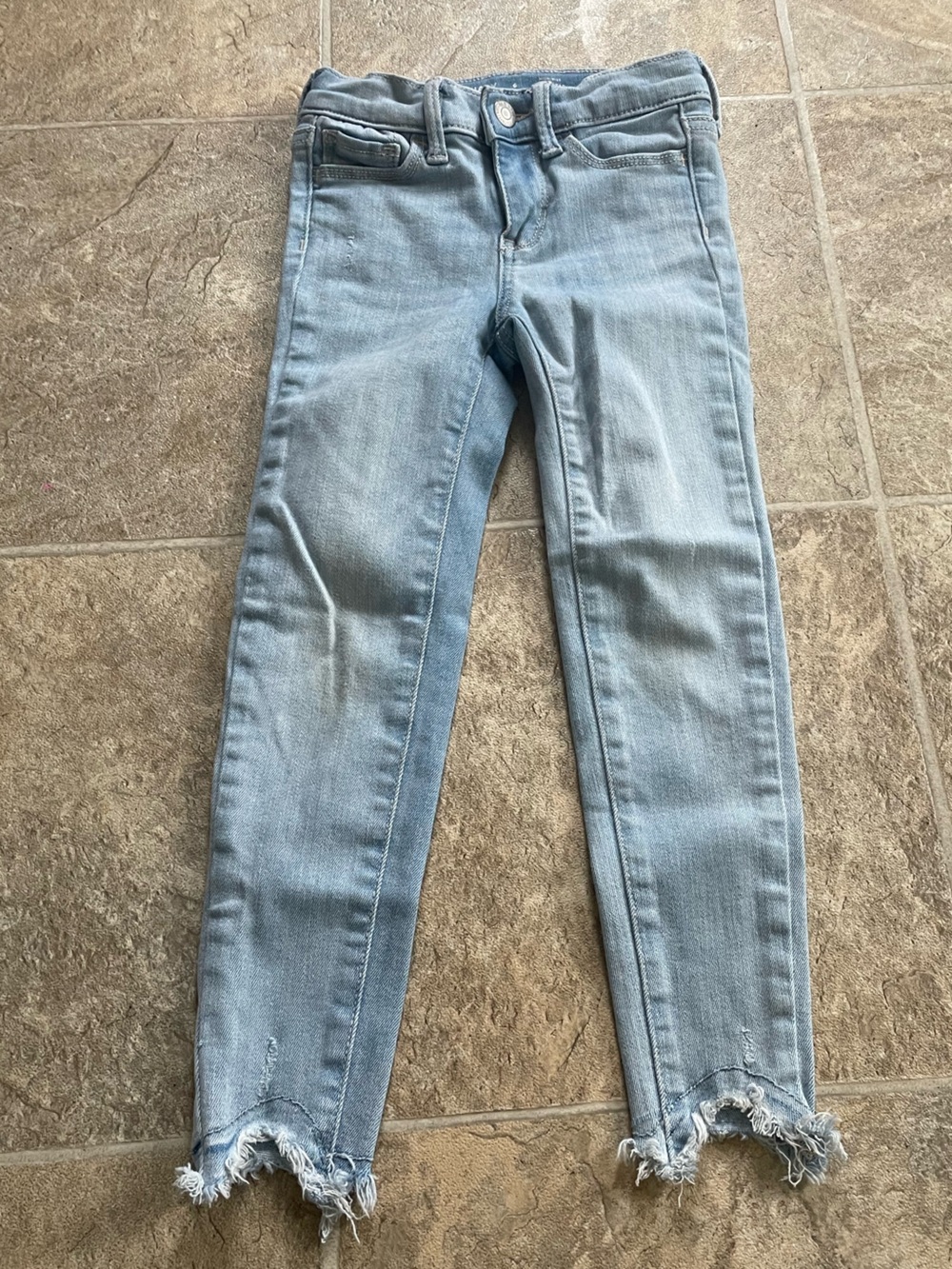Light Wash Old Navy Jeggings with Frayed Hem